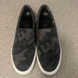 Vince Camuto grey/black two tone camo slip on sneakers